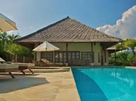 Beachfront Villa Nirwana with Private Jacuzzi