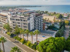 Sun Beach Hill Hotel, hotel em Side