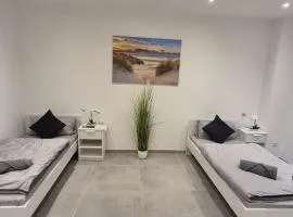 Gästehaus Hagen 6 Betten, Parkplatz, Küche, WLAN Easybooking24