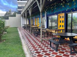 Entre Aguas Hotel, khách sạn ở Guatapé