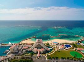 Sheraton Okinawa Sunmarina Resort, ξενοδοχείο σε Fuzuchi