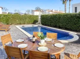 Holiday Home Montgri by Interhome