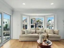 Expansive Five Bedroom Beachside Home with Generou