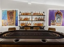 Bourbon Themed Family Home Perfect for Groups