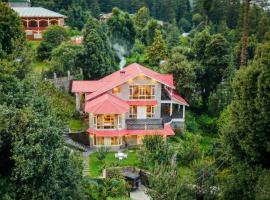 The ForestBound Cottage，位于马拉里的酒店