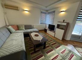 Golden Lilly Apartment, Hotel in Bihać