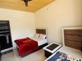 Hotel Lake View Paradise, hotel em Uttarkāshi