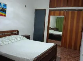 Casa cerca a la playa y al aeropuerto