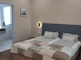 Apartamenty Gościnne CMN BERTA ROGUS