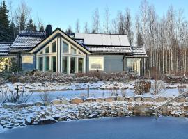 Holiday Home Villa paasirinne a, hotel a Toivakka