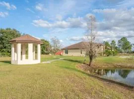 Pondfront Ranch • Theater Room • Sleeps 8