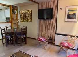 Vaste appartement de montagne, hotel in Métabief