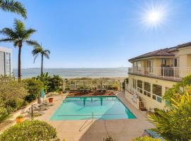 Beachfront Living in Long Beach 2,500 Sq Ft Condo، فندق في لونغ بيتش