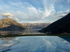 One-Bedroom Apartment with Terrace, Sea View, Pool and Spa Lavender Bay Morinj