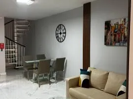 1 bedroom apartment steps away from seafront