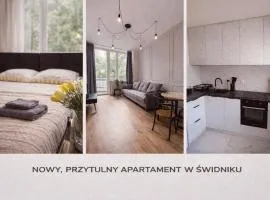 Black or White Świdnik Apartment's