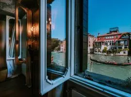 Ca' Luce Canal Grande