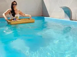 Happiness Paraty com Passeio de Barco incluso