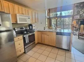 North Shore Escape Ski in Ski out Townhouse with Sauna