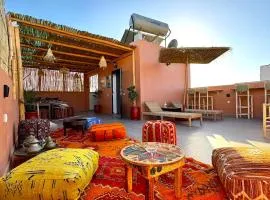 Paradise Blue Wave Hostel - Guest House