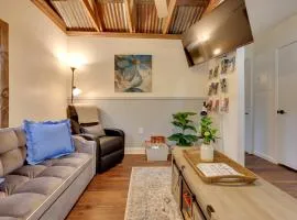 Hawthorne Anglers Cabin with Lake and Dock Access!