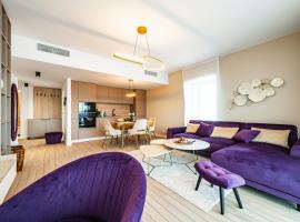 Best Residence - High-End Suites with Private Parking - by Solinis Homes, hotelli Bukarestissa