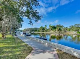 7 Mi to Historic Dtwn! New Port Richey Cottage