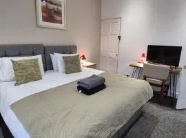 St Johns - 2 Bed House