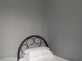 Casa Dwayne room 102