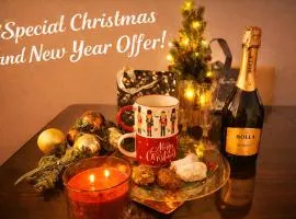 Syntagma Spa with Acropolis View