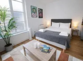 Le Lagon / 100m Gare