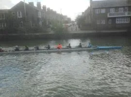 Thames Side Flat