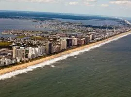 2 Bedroom With Private Balcony and Ocean Views