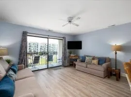 Spacious and Beautiful 1 Bedroom Condo in North OC with Outdoor Pool!