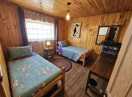 Hostal Sol y Luna - Descanso a 10 min del aeropuerto & Desayuno Incluido