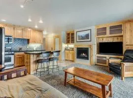 Rustic Pet-Friendly Second Floor Condo