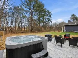 Stylish Hot Tub Retreat with Ping Pong home
