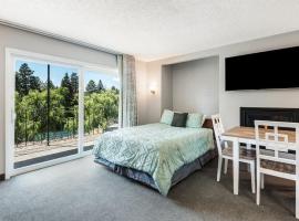 Ground Floor Studio On The Riverfront, hotell i Bend