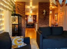 Terracehouse with sauna and private backyard