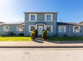 Marbella Lane - Buckingham Place Laundry P