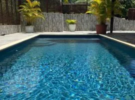 Villa avec Piscine en Pleine Nature au Gros Morne