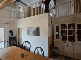 Ferienhaus, hotel i Nesse