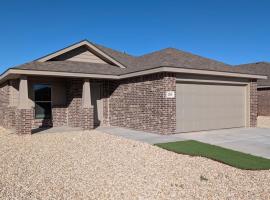 러벅에 위치한 호텔 3BR New Construction Home