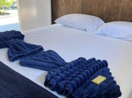 Pousada Canoa Quebrada Ubatuba Itaguá, готель у місті Убатуба