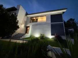 Colina de Picoutos Moradia com piscina