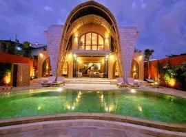 Bamboo Estate Legian