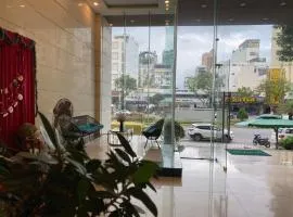 New Merry Hotel And Spa