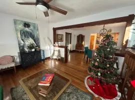 A Beautiful 1920's classic in the Heart of it All-Coffee, Dining, & medical care nearby