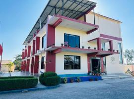 New Woodland Hotel, hotell Bhadrapuris