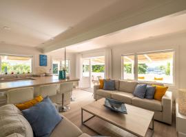 Boatsheds on the Bay, Waiheke Island, strandhotel in Ostend